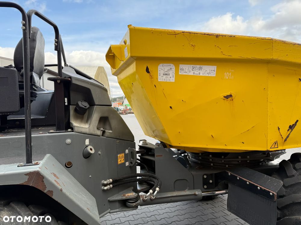 Wacker Neuson DV90 - 15