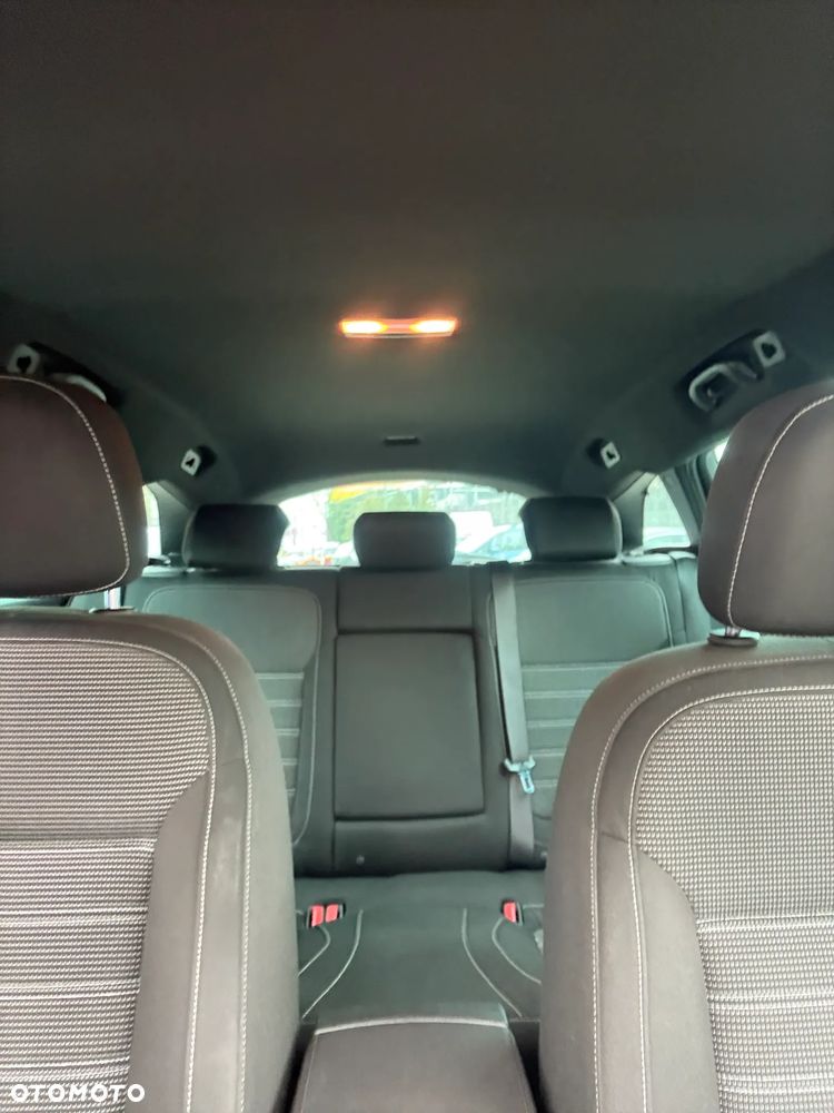 Opel Insignia - 8