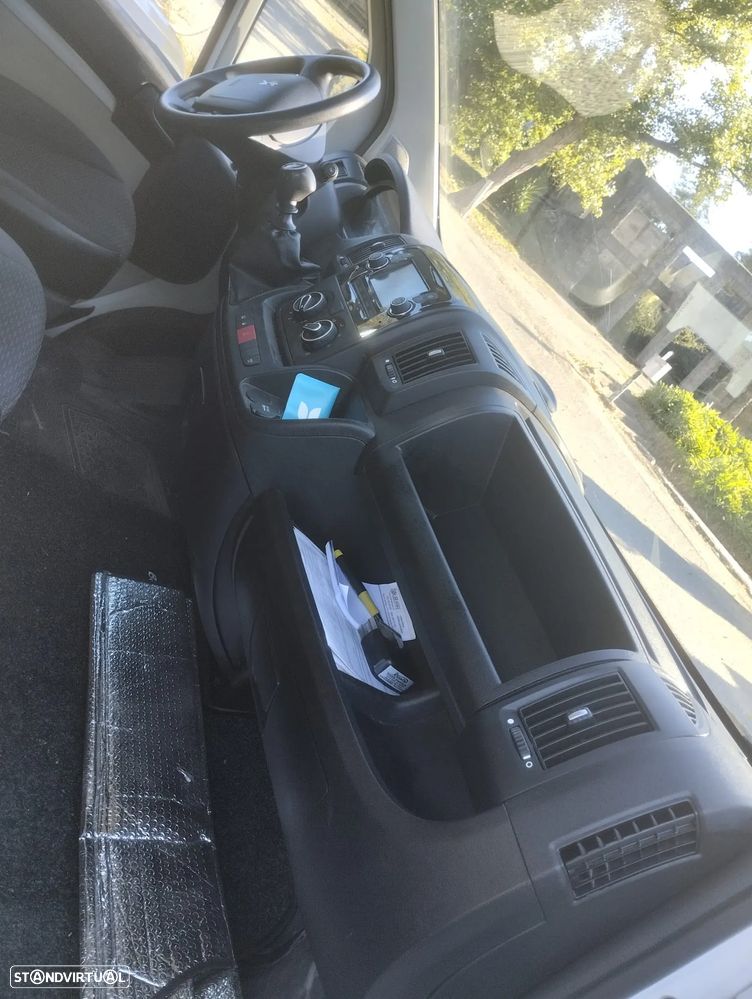 Peugeot Boxer 2.2 BlueHDi 335 L3 CD - 4