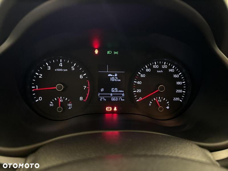 Kia Rio - 14