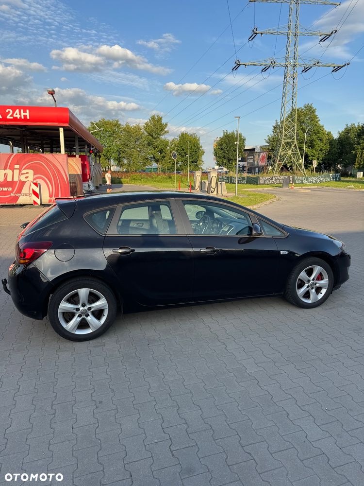Opel Astra - 9