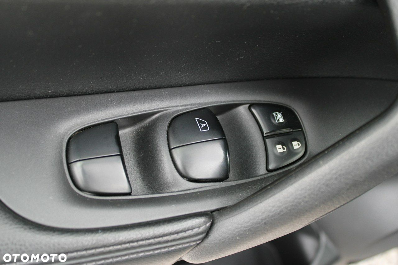 Nissan X-Trail - 20