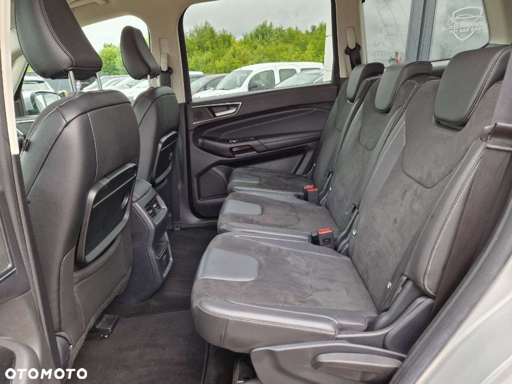 Ford Galaxy - 8