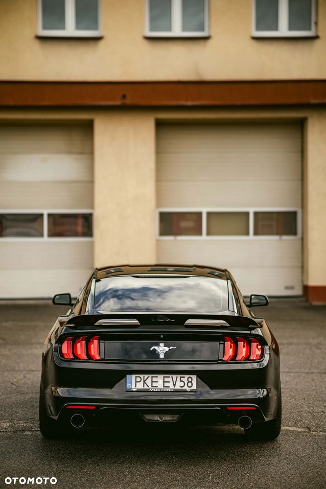 Ford Mustang 3.7 V6 - 6