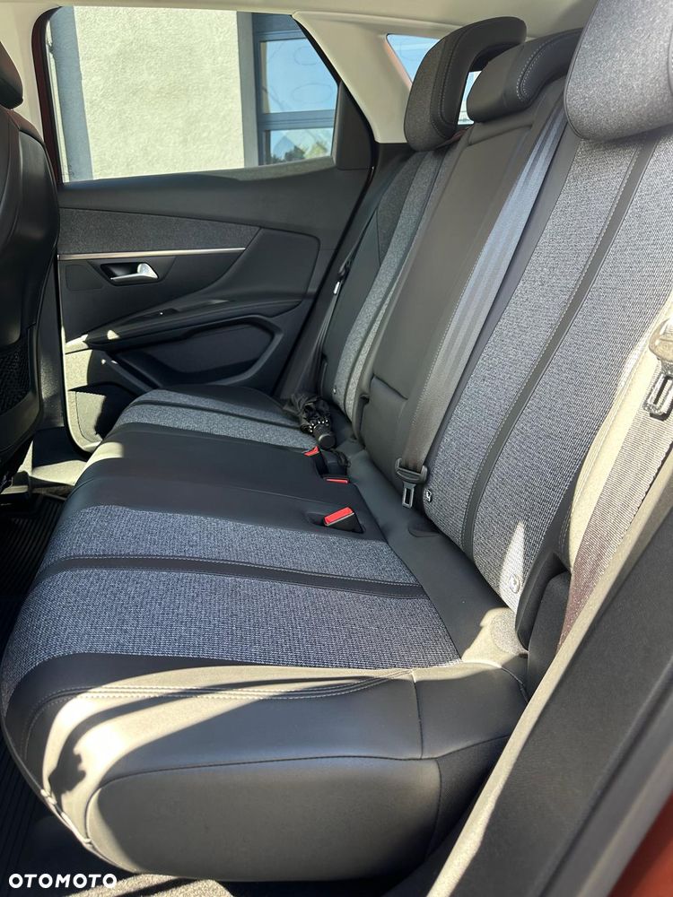 Peugeot 3008 1.5 BlueHDi Allure S&S EAT8 - 19