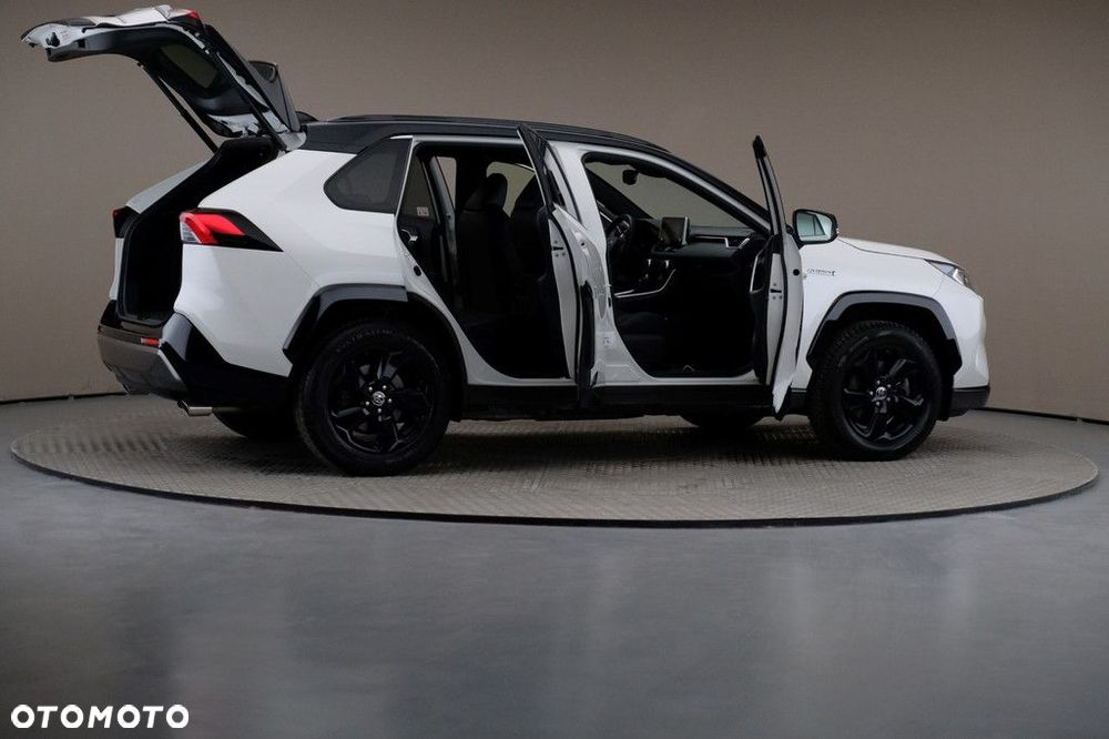 Toyota RAV4 - 6