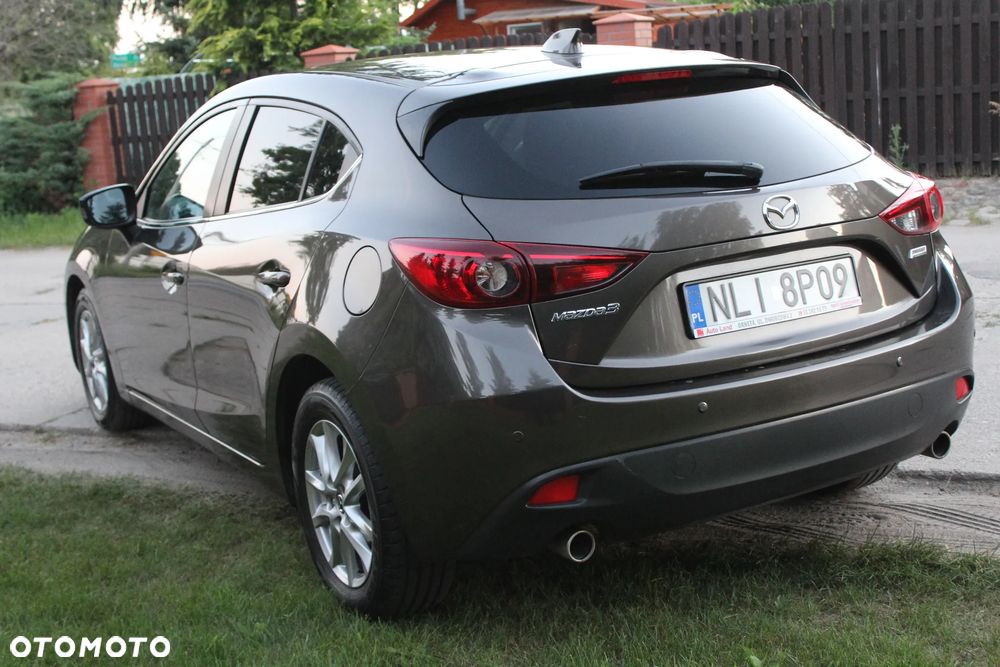 Mazda 3 - 4