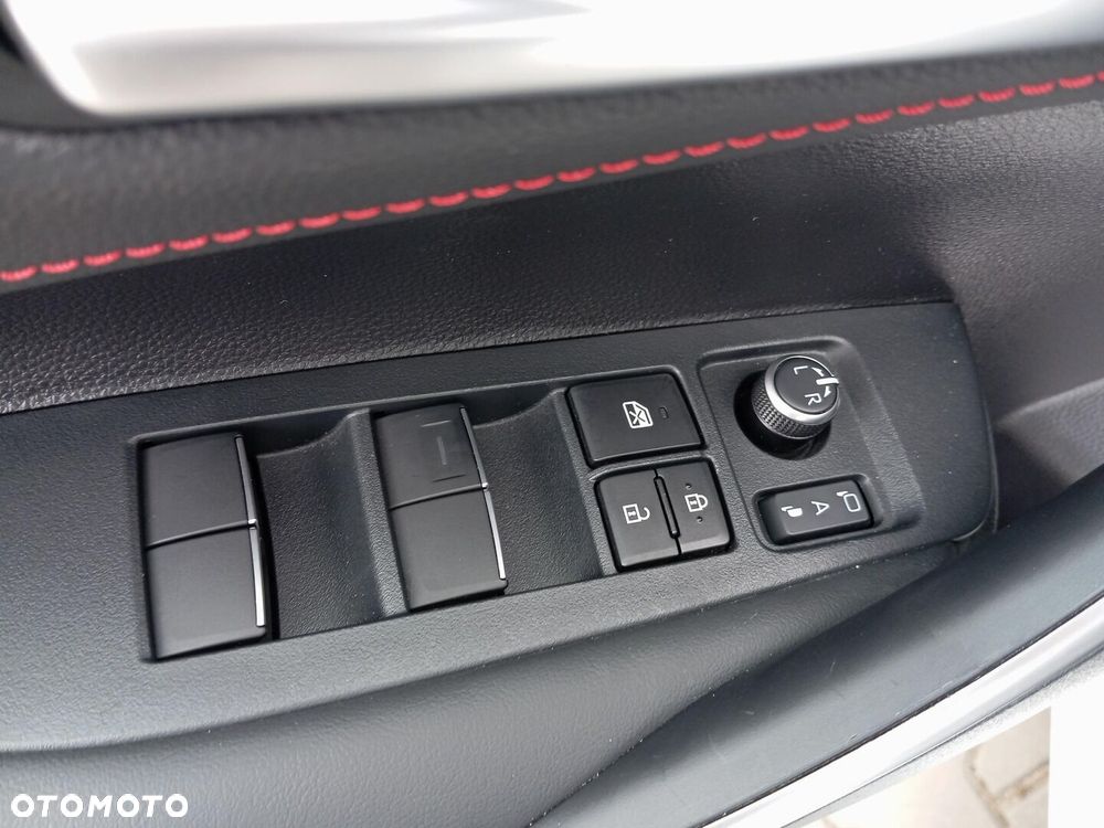 Toyota Corolla 1.8 Hybrid GR Sport - 16