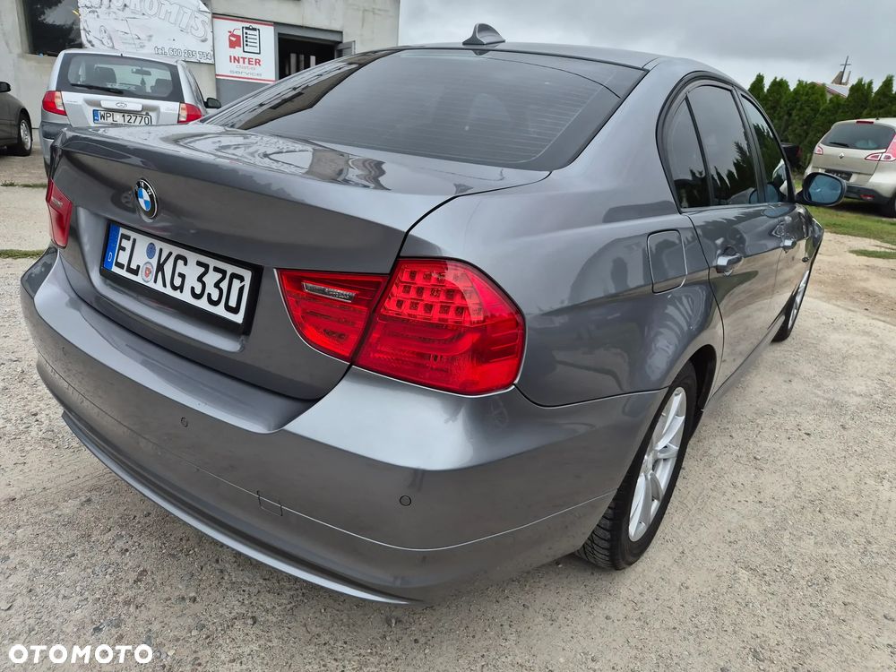 BMW Seria 3 318i Edition Exclusive - 10