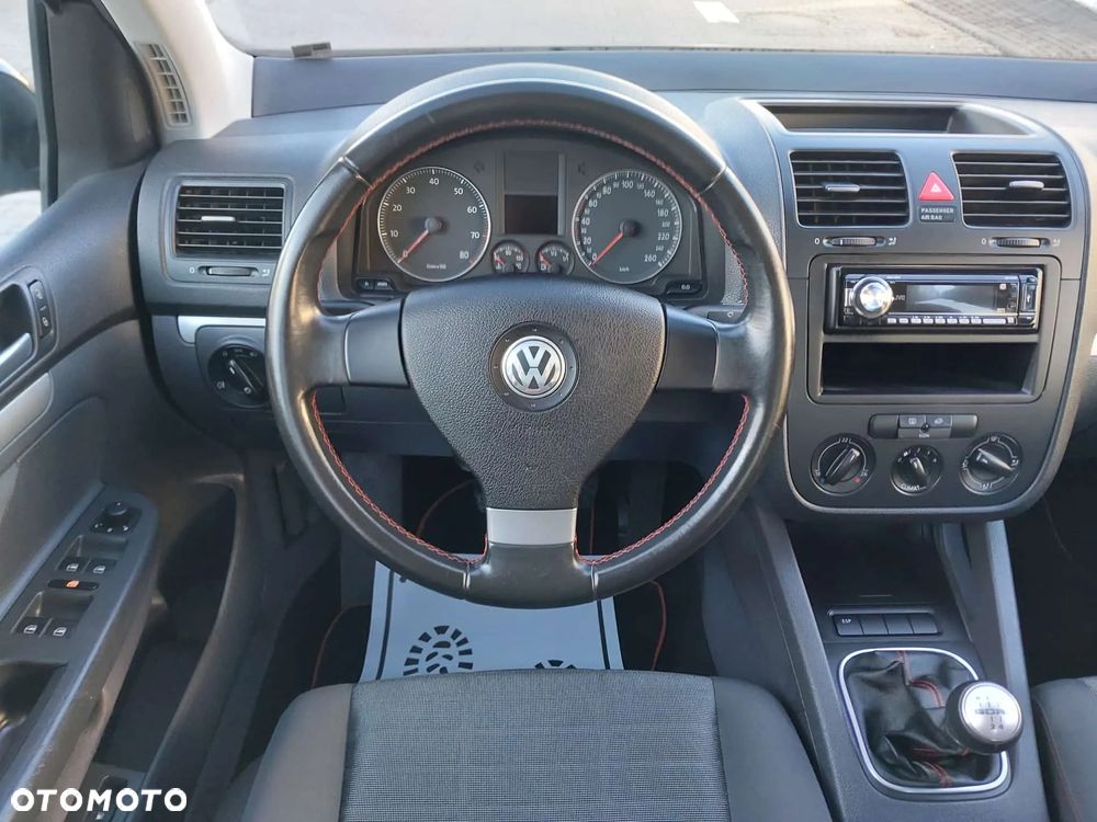 Volkswagen Golf V 1.6 Comfortline - 13
