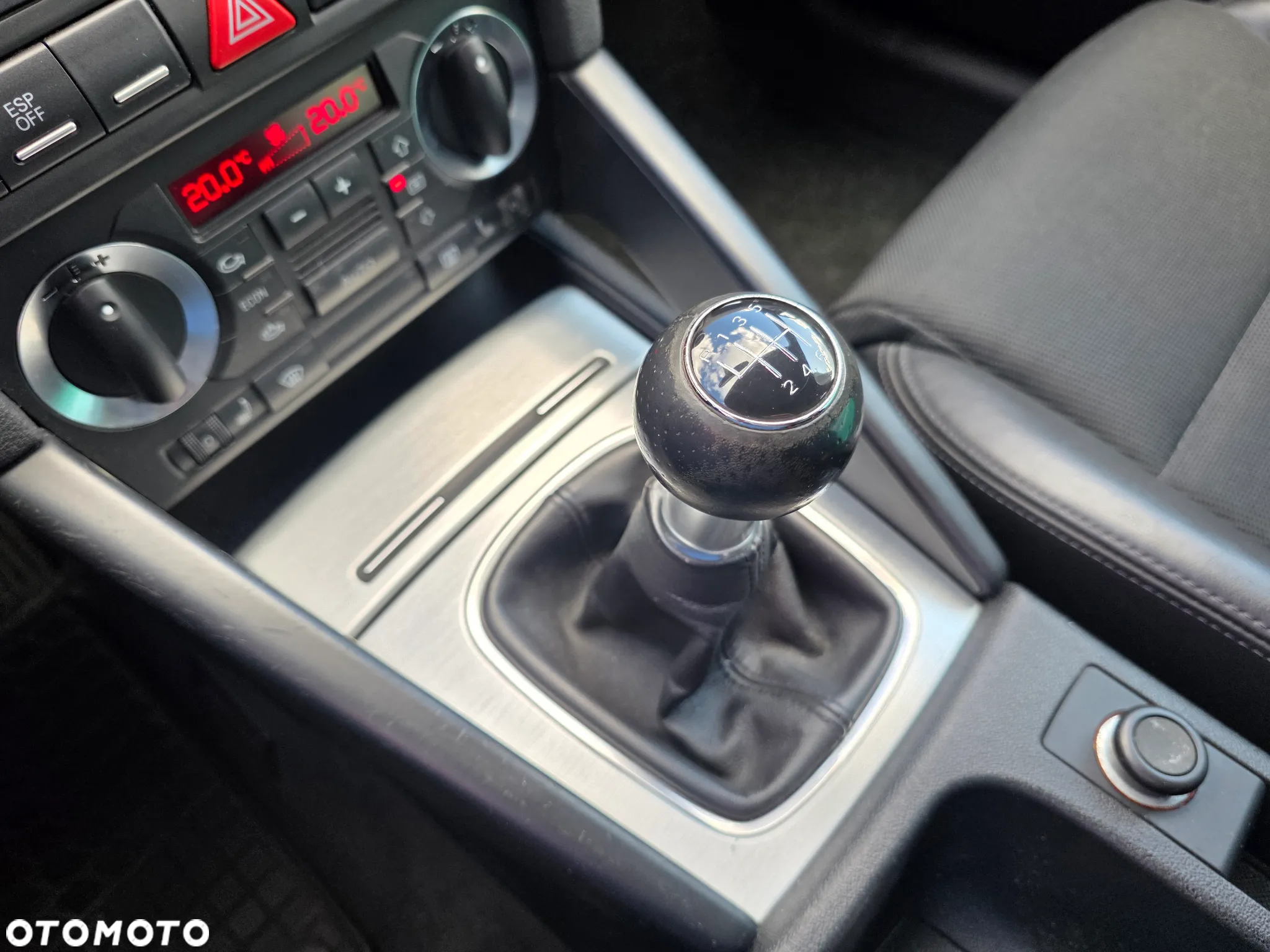 Audi A3 Sportback 2.0 TDI DPF S line Sportpaket - 17