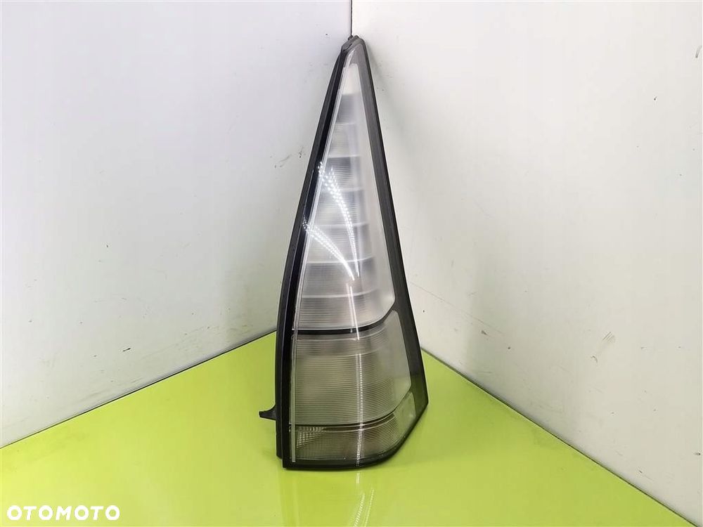 Lampa prawa tylna tył Saab 93 II 2002-2011 HELLA KOMBI - 1