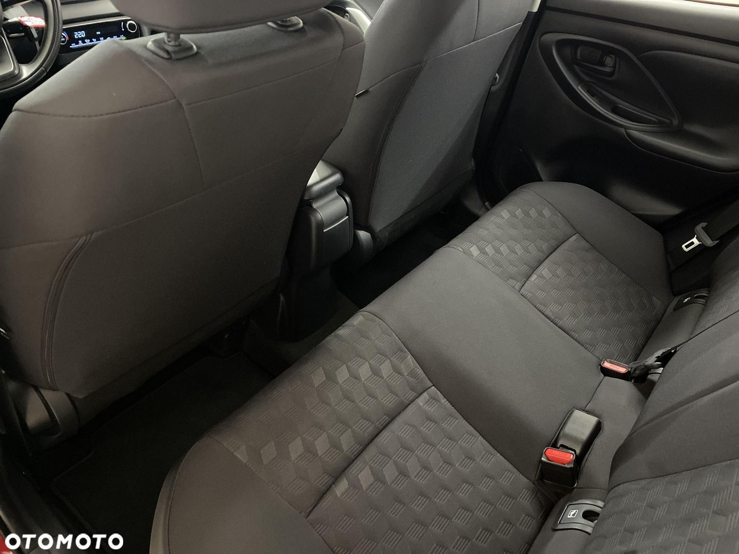 Toyota Yaris Hybrid 1.5 Comfort - 11