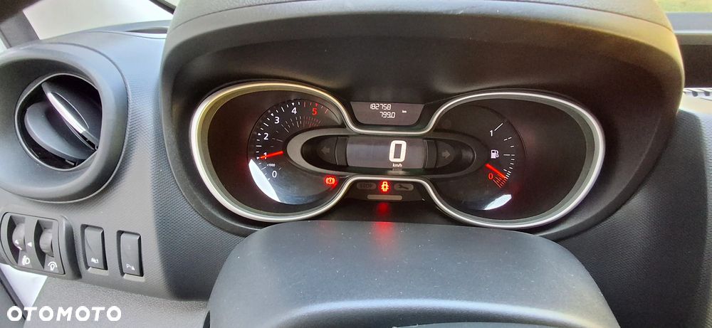 Renault TRAFIC VIVARO VITO T6 CUSTOM EXPERT LIFT KLIMA  LED - 17