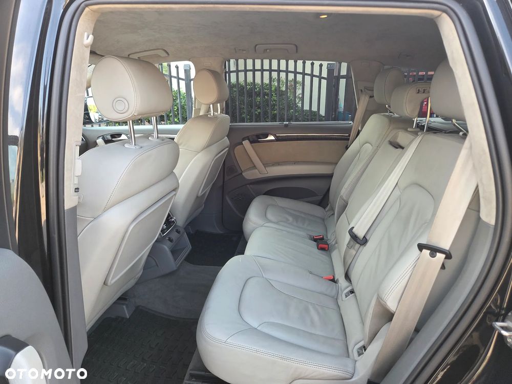 Audi Q7 - 6