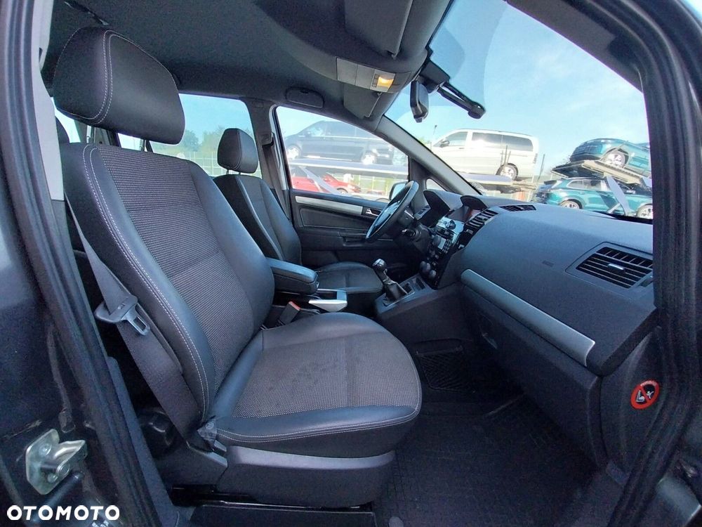 Opel Zafira 1.7 CDTI Cosmo EU5 - 6