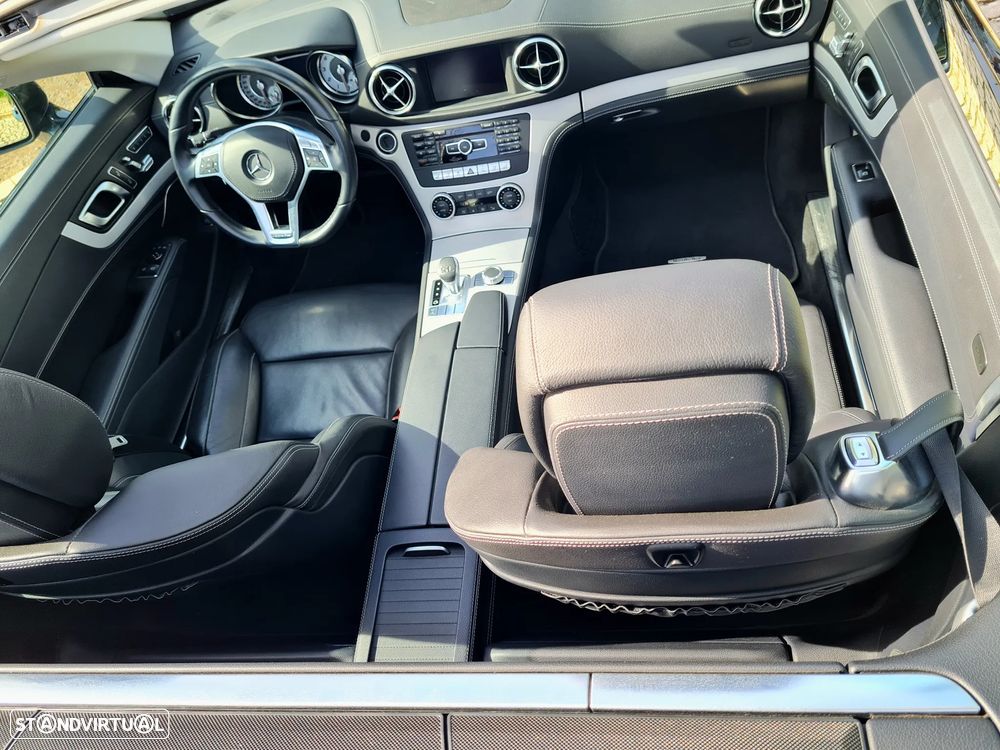 Mercedes-Benz SL 350 7G-TRONIC 2LOOK Edition - 6