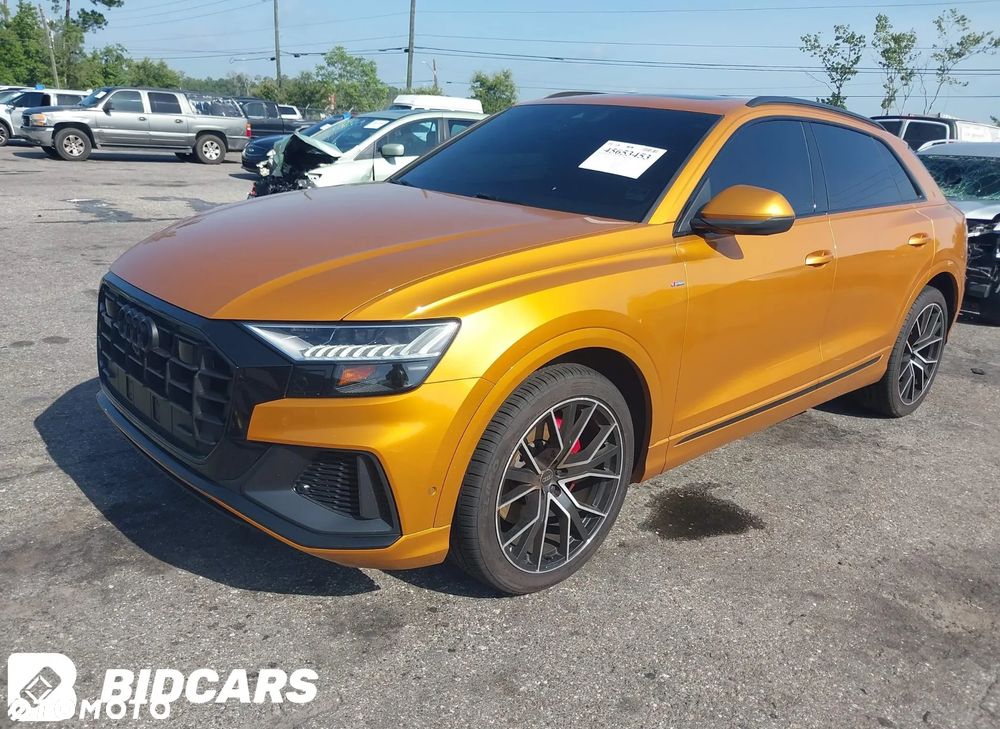 Audi Q8 2021 photo 2