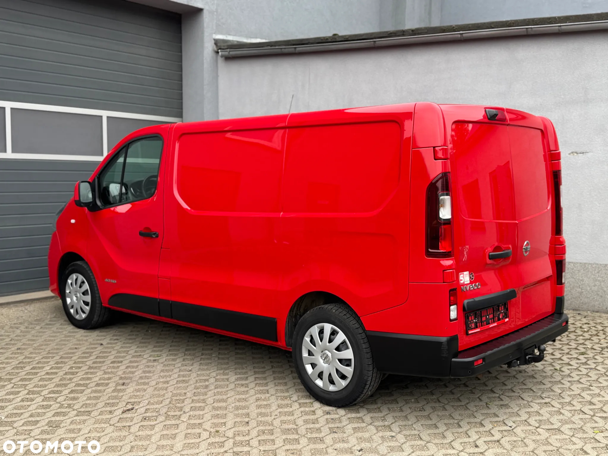 Nissan NV300 - 11