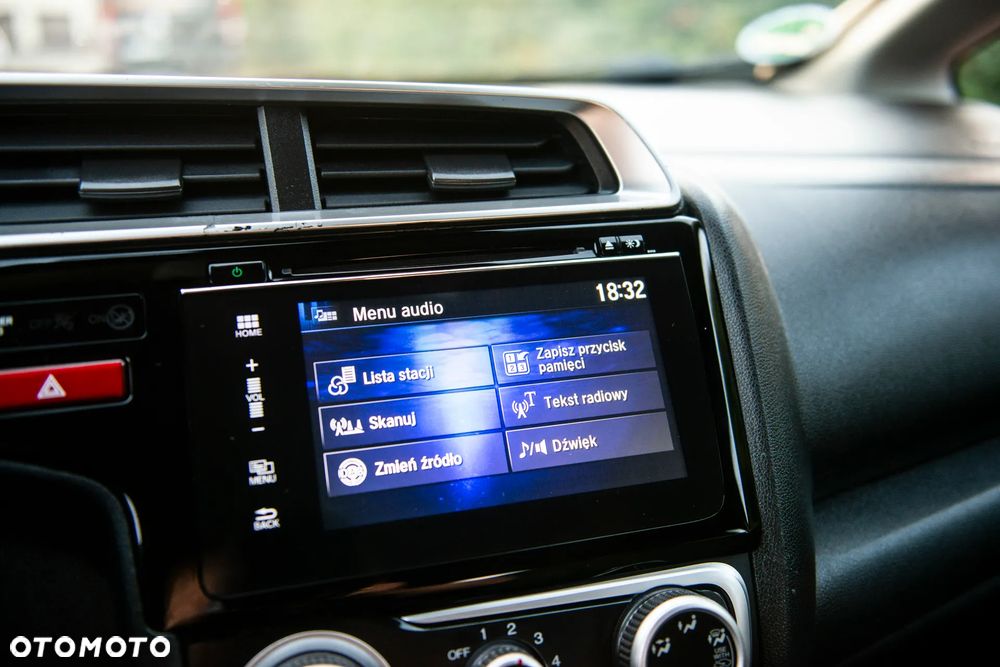 Honda Jazz 1.3 i-VTEC CVT Comfort - 23