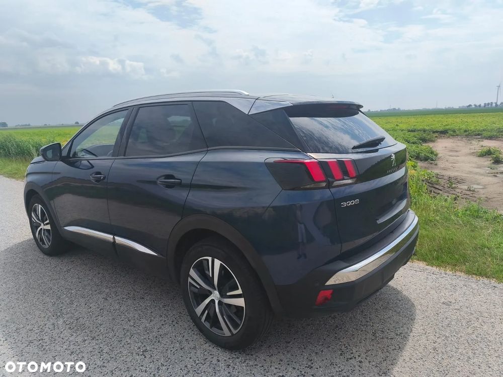 Peugeot 3008 BlueHDi 130 Stop & Start EAT8 Allure - 4