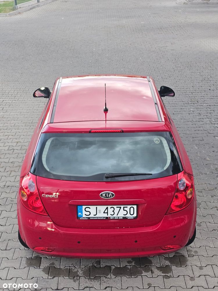 Kia Ceed 1.4 Comfort - 14