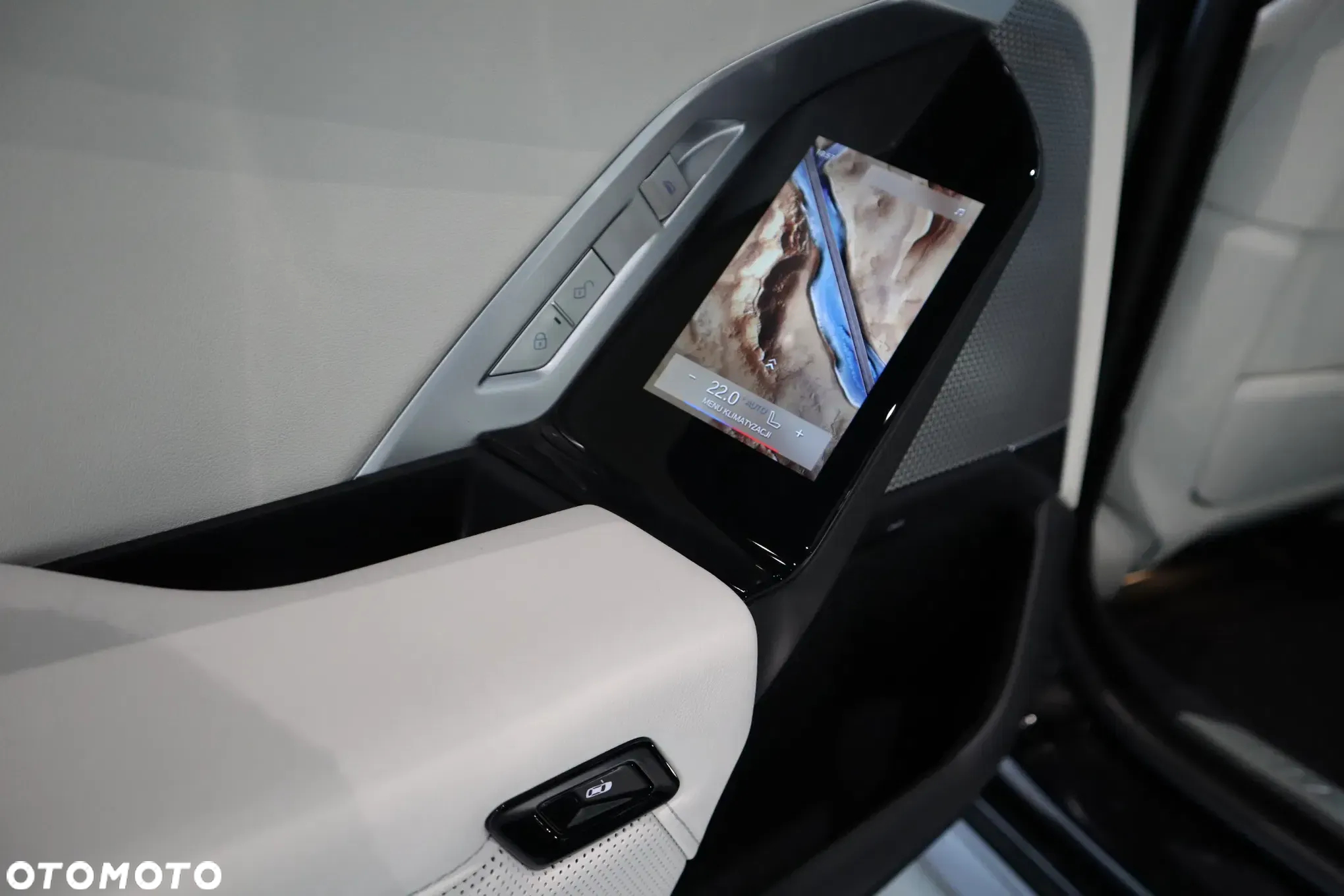 BMW Seria 7 - 24