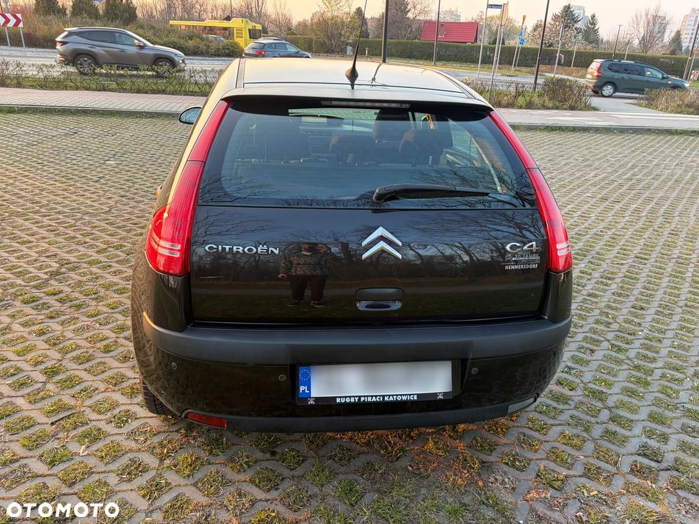 Citroën C4 1.4 16V Impress - 5