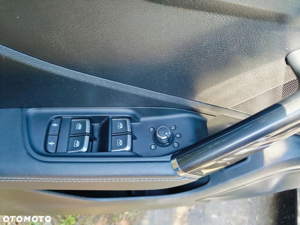 Audi Q2 40 TFSI Quattro S Line S tronic - 14