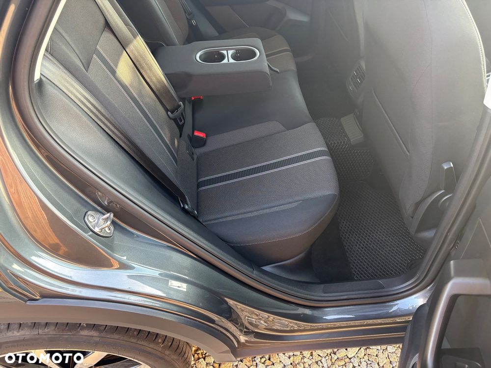 Volkswagen T-Roc 1.5 TSI Style - 26