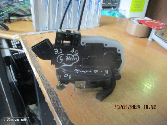 Fecho Y2414520 NISSAN MICRA K13 2010 TE 2 PINOS - 5