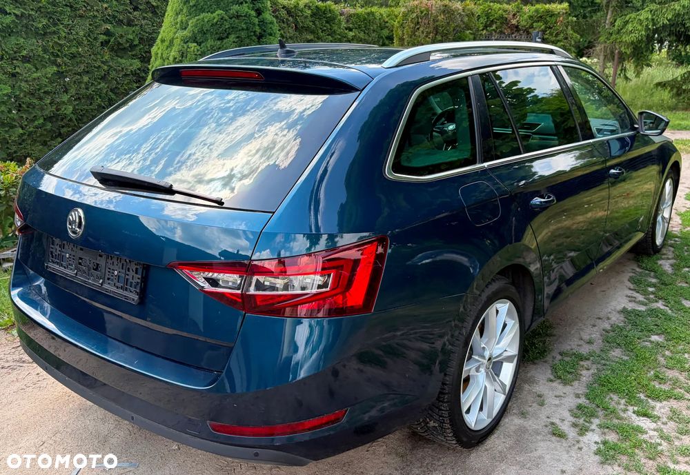Skoda Superb 1.8 TSI DSG SportLine - 21