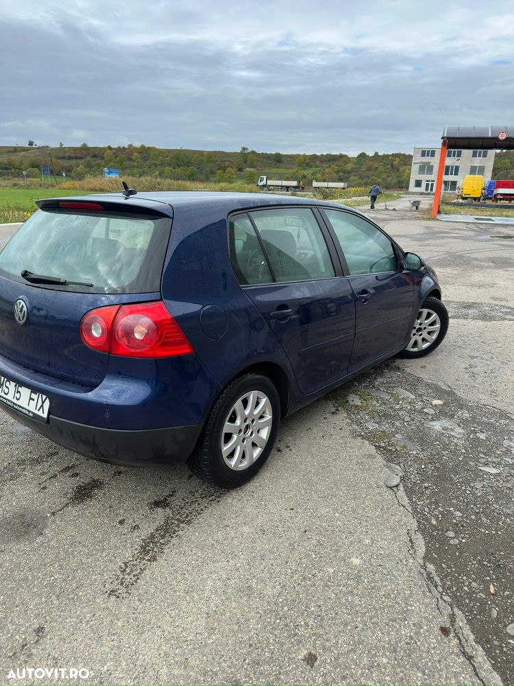 Volkswagen Golf - 17