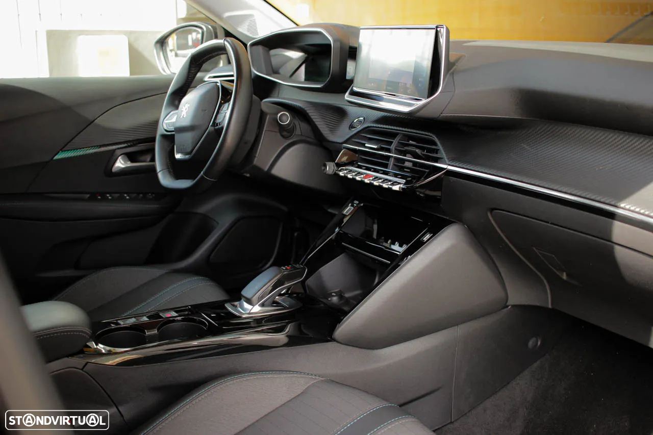 Peugeot e-208 50 kWh Allure - 6