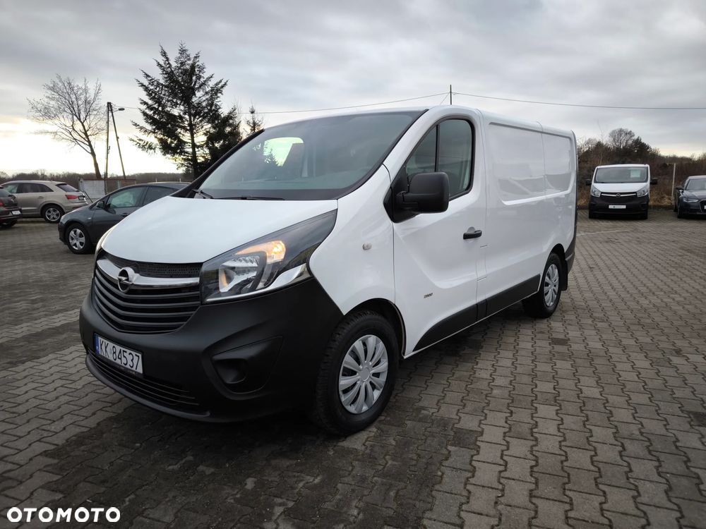 Opel Vivaro - 1