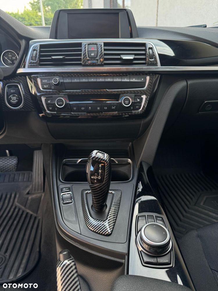 BMW Seria 3 320d Advantage - 26