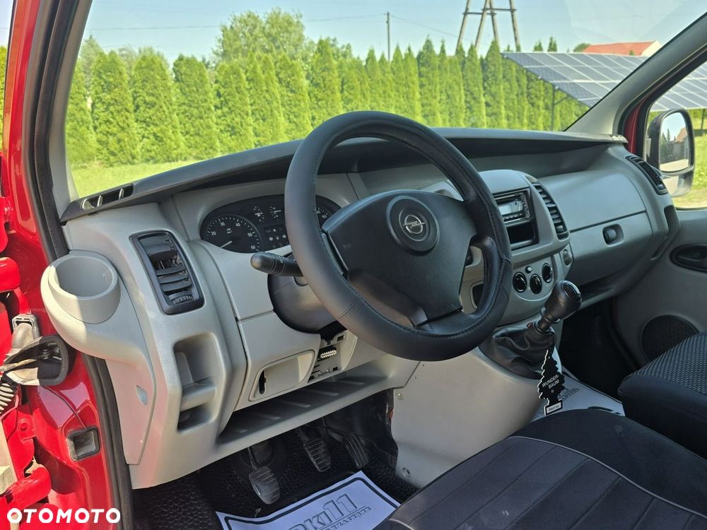 Opel Vivaro - 14
