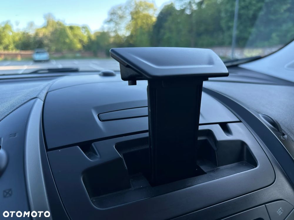 Ford Transit Courier Trend - 23