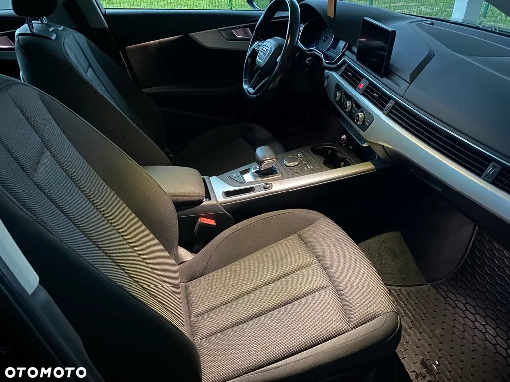 Audi A4 - 14