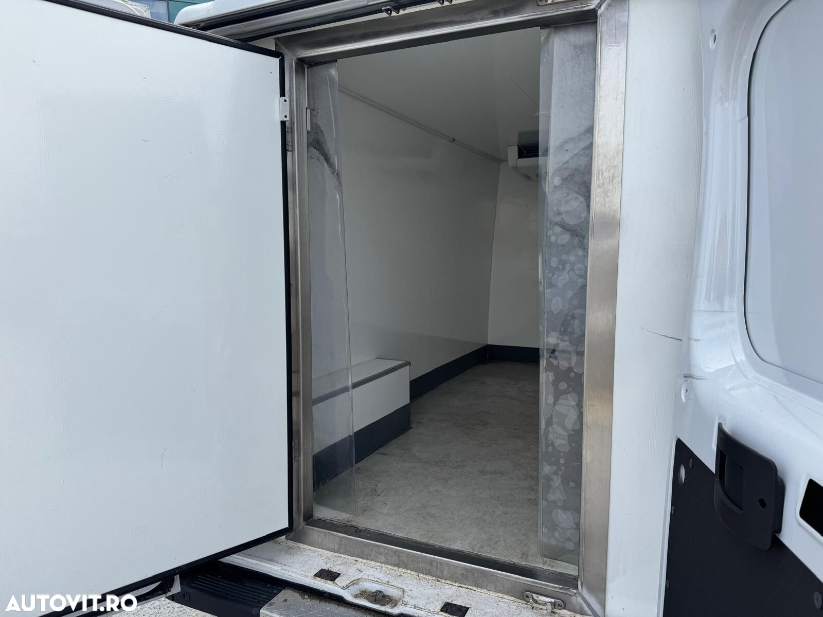 Opel Movano - 9
