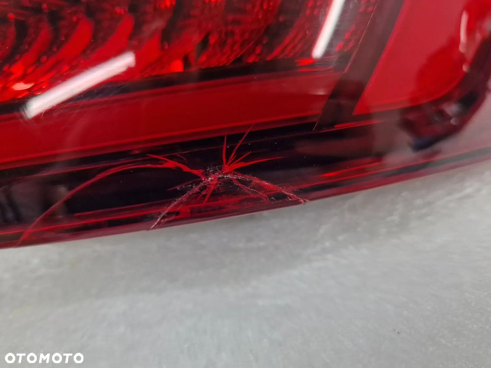 AUDI A4 B9 8W0 / 8W9 KOMBI MATRIX 15- PRAWA LED LAMPA TYLNA TYLNIA TYŁ , NR 8W9945092C , NR AUKCJI LMT95 - 6