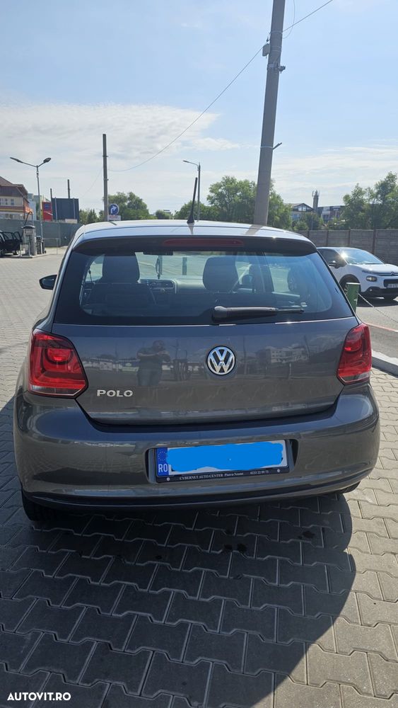 Volkswagen Polo - 2