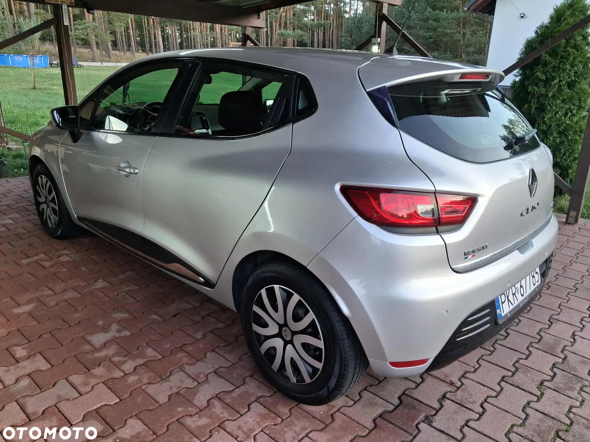 Renault Clio - 7
