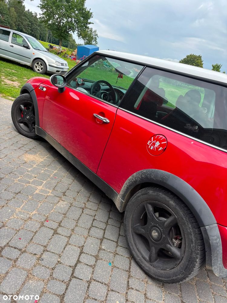 MINI Cooper Standard - 12