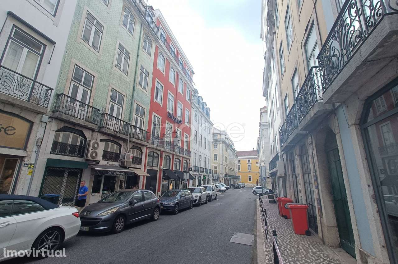 Prédio 6 Frações - Baixa Pombalina - Devoluto - Grande imagem: 2/17