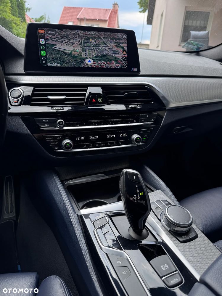 BMW Seria 5 520d xDrive M Sport sport - 21