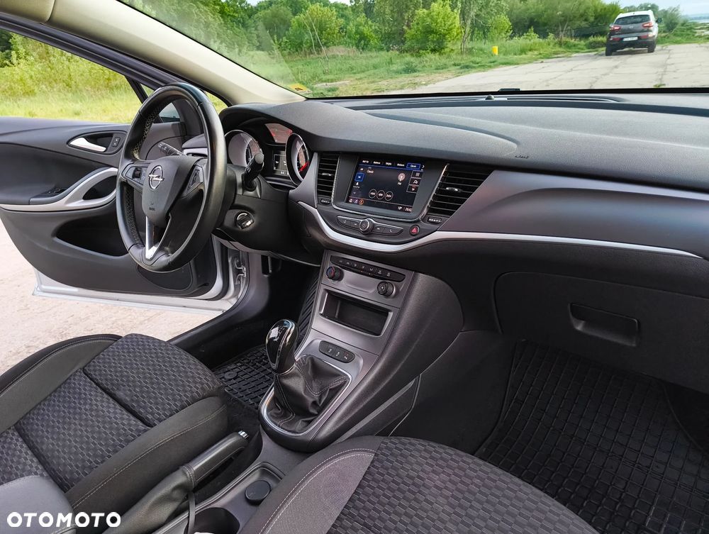 Opel Astra - 20