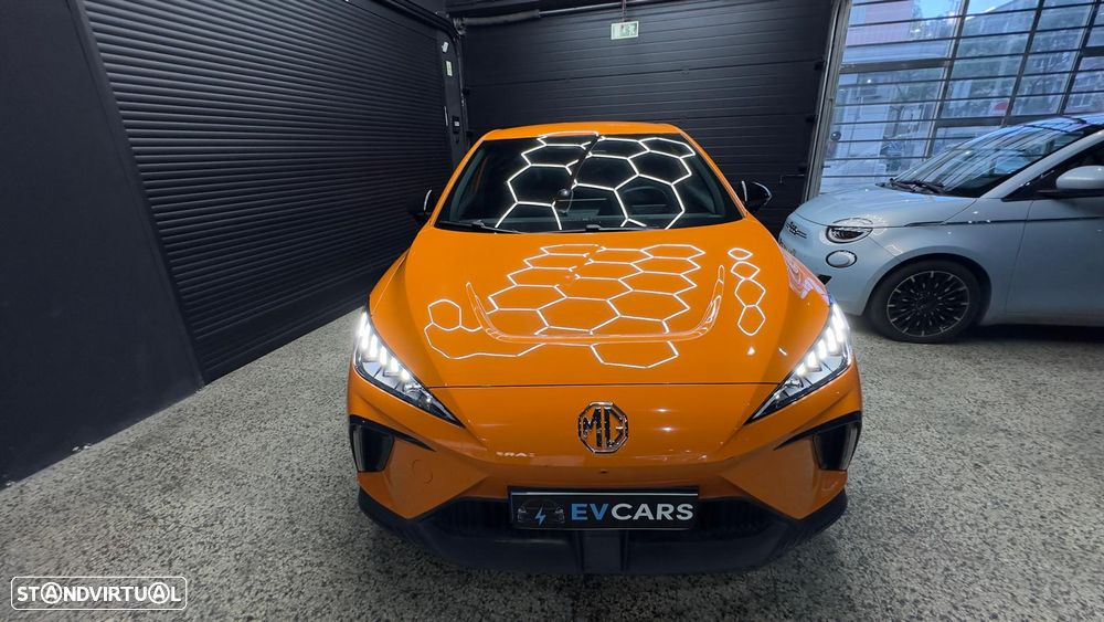 MG MG4 4 Luxury 64 kWh - 1