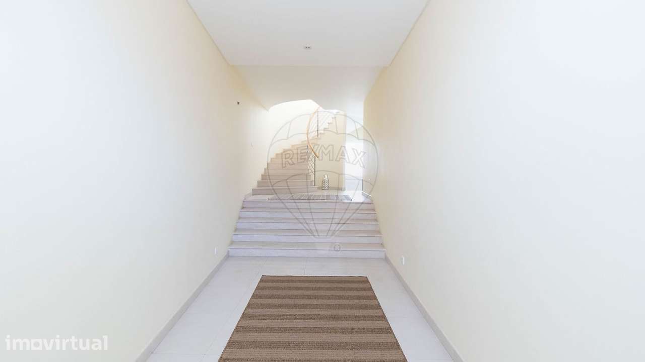 Moradia T4 para venda - Grande imagem: 2/29