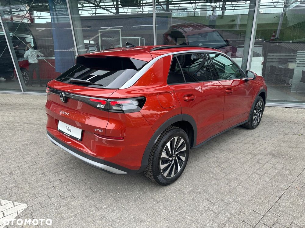 Volkswagen T-Roc 1.5 eTSI Life DSG - 9